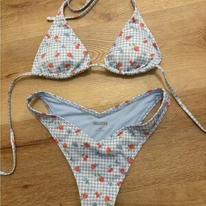 HOLLISTER BRAND NEW BIKINI (XXS top and XS bottoms)